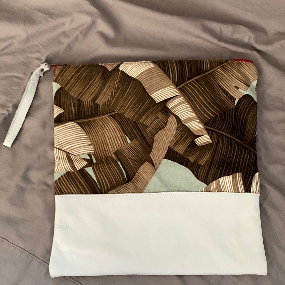 Vaalbara Designs clutch